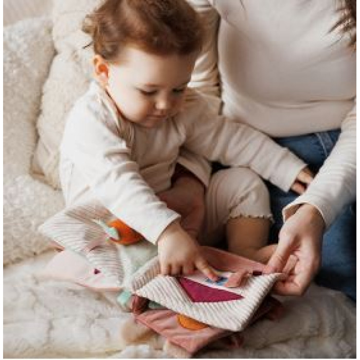 М’яка сенсорна книжечка Babyono Rabbit Karo 0+