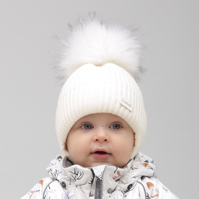 Дитяча зимова шапочка з помпоном молочна DoRechi